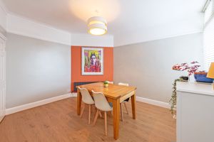 Dining Room- click for photo gallery